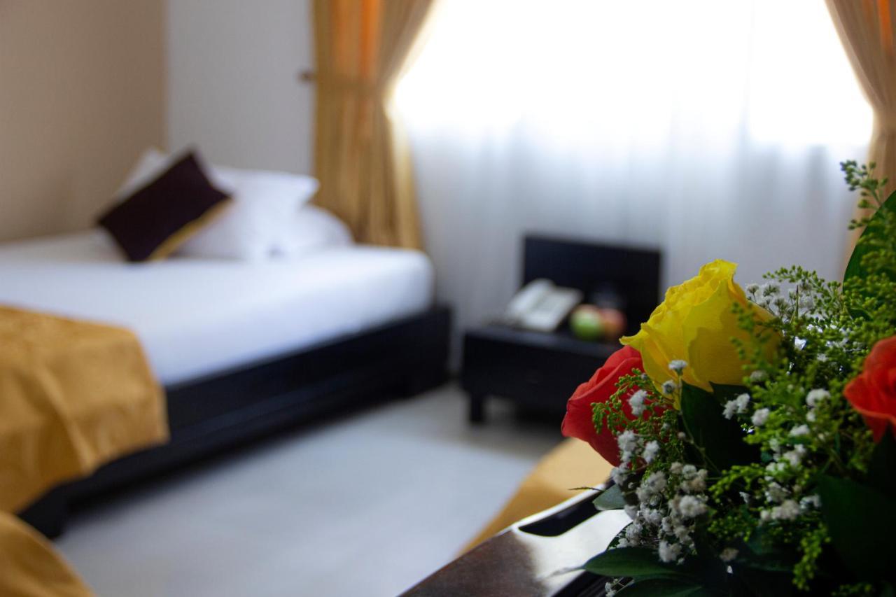 Hotel Plazuela San Ignacio Medellín Buitenkant foto