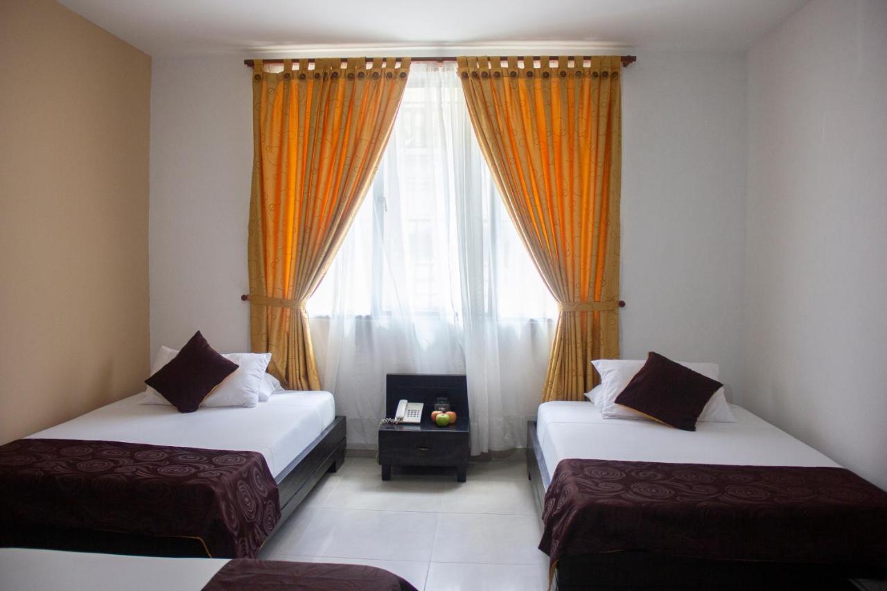 Hotel Plazuela San Ignacio Medellín Buitenkant foto