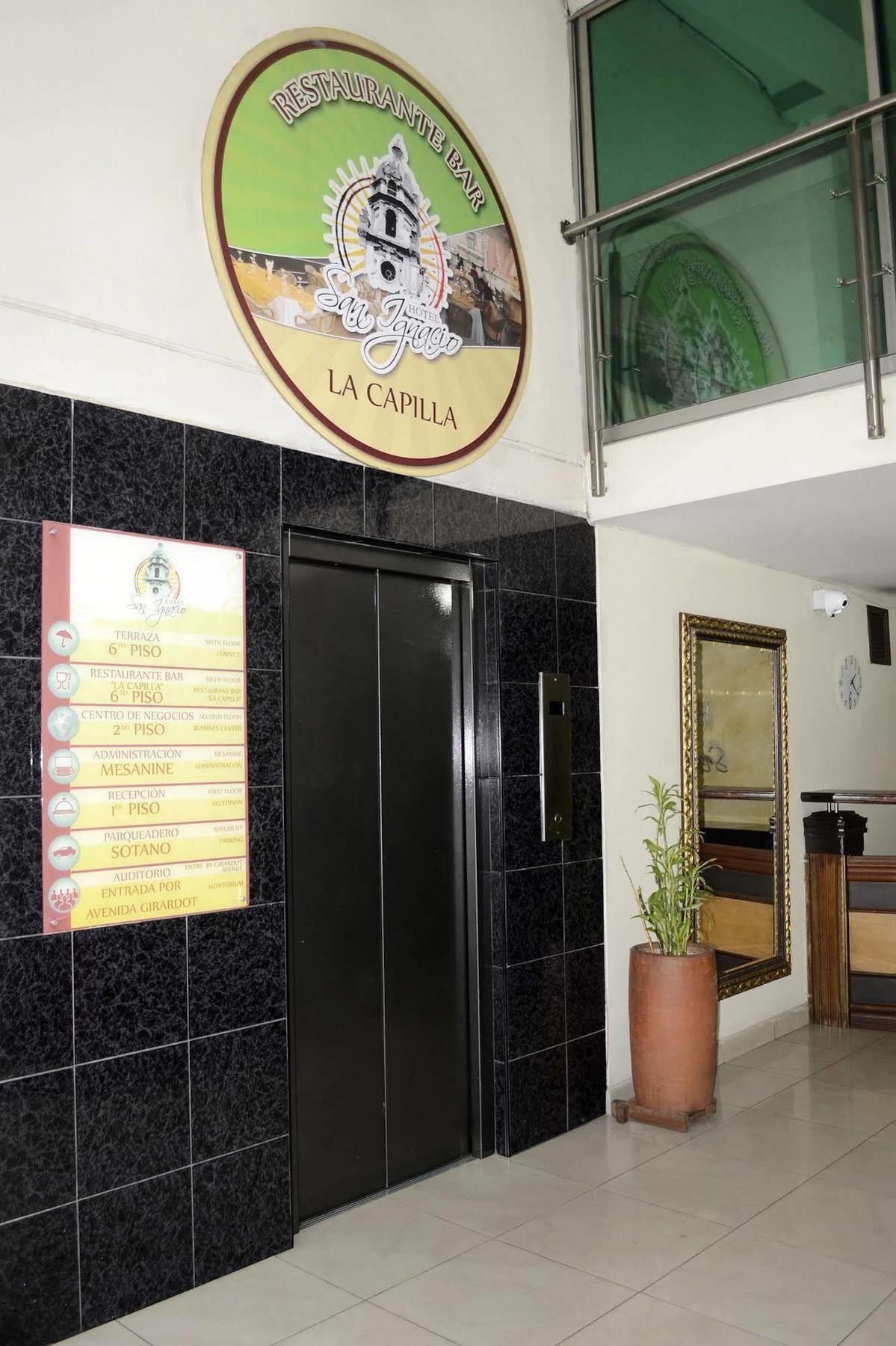 Hotel Plazuela San Ignacio Medellín Buitenkant foto