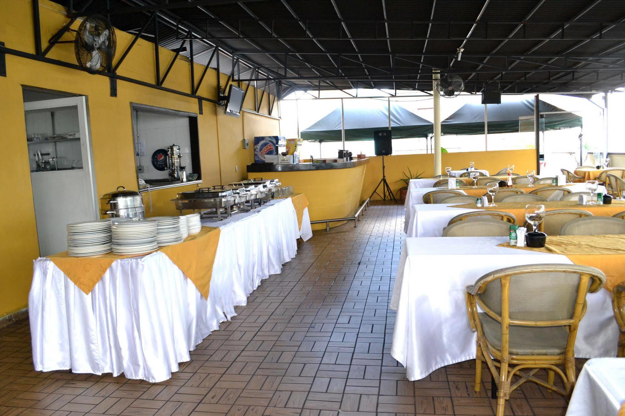 Hotel Plazuela San Ignacio Medellín Buitenkant foto