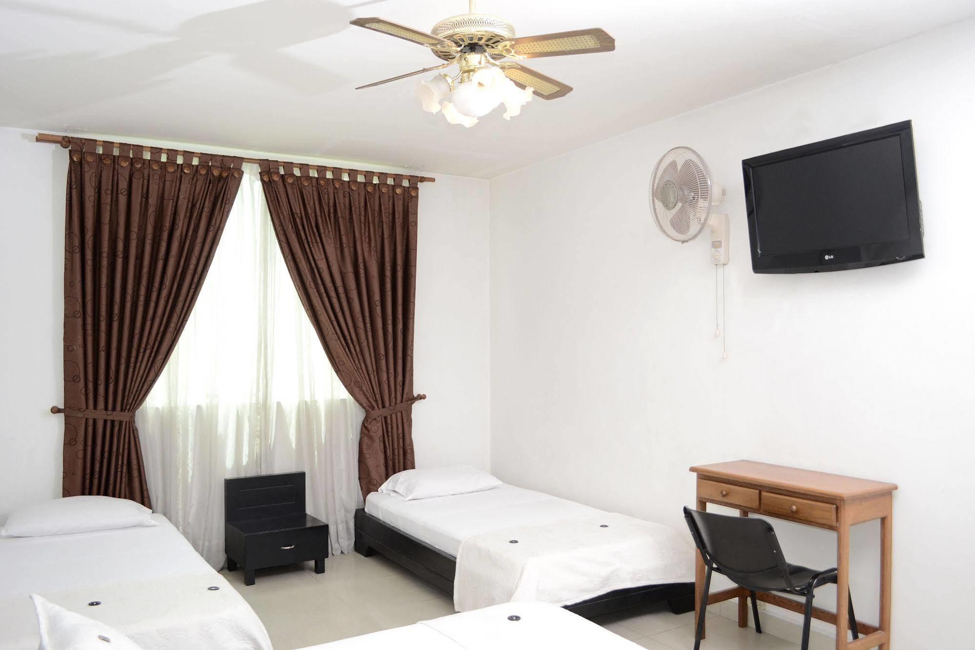 Hotel Plazuela San Ignacio Medellín Buitenkant foto